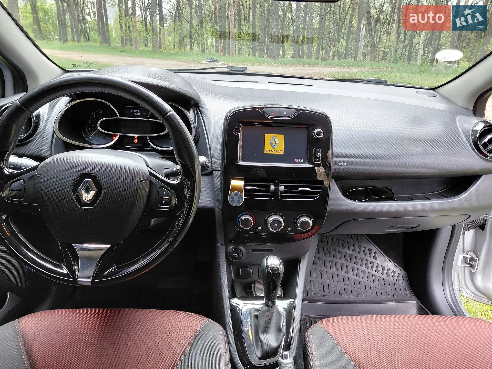2014 Renault Clio - мініатюра 13