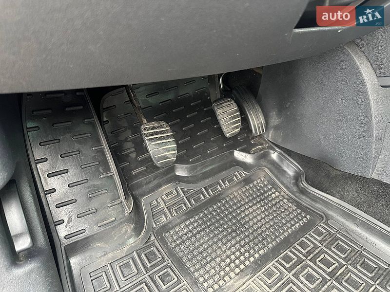 Универсал Renault Clio 2009 в Запорожье