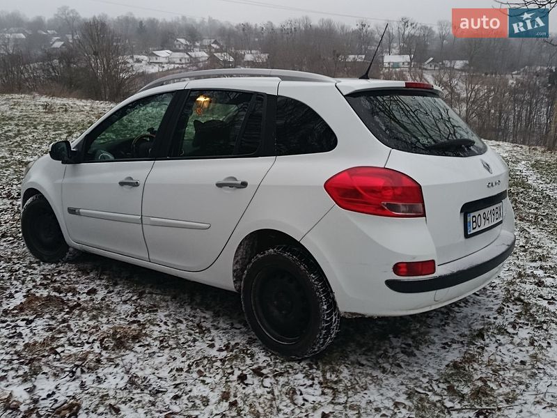 Универсал Renault Clio 2011 в Тернополе