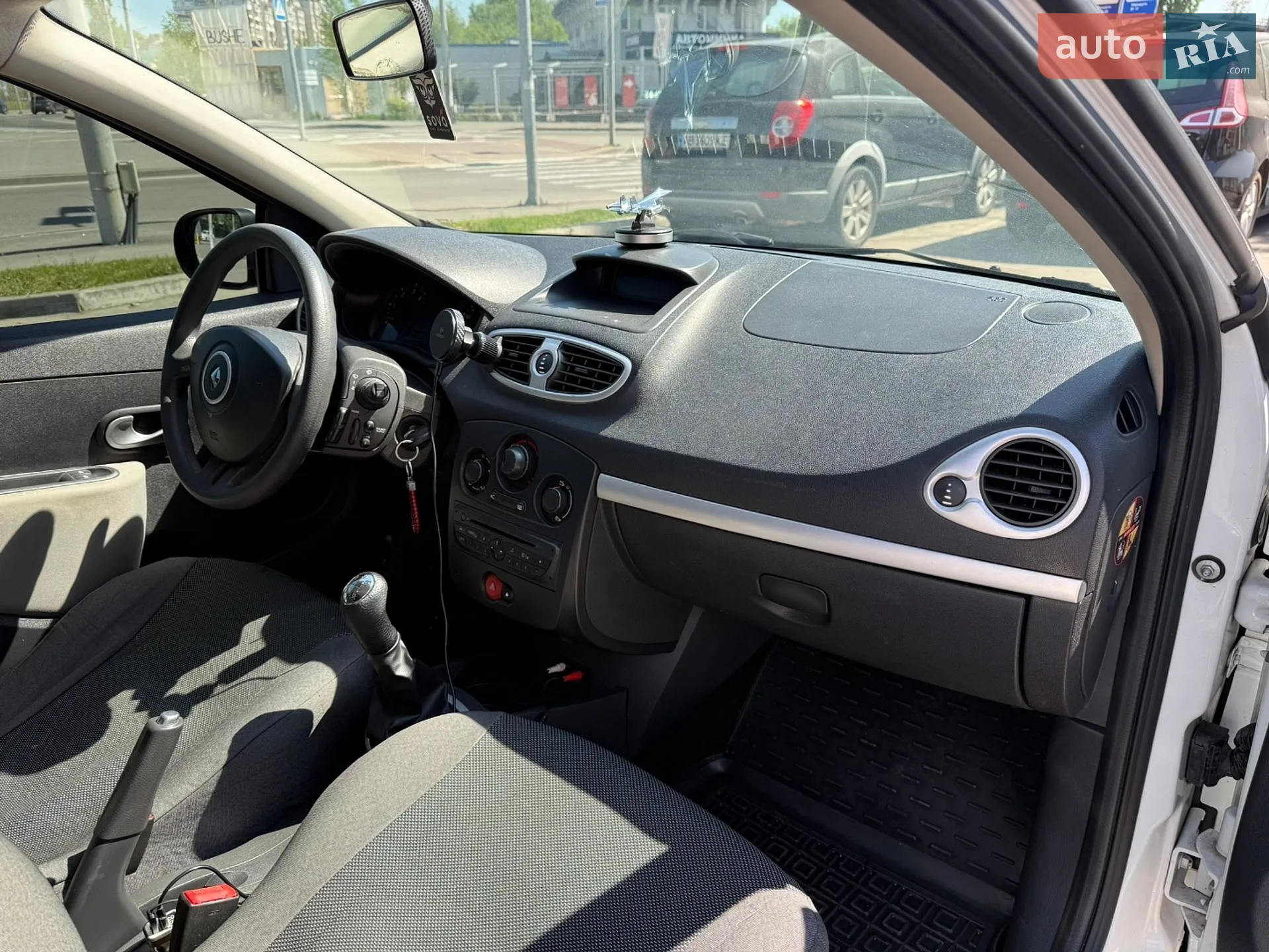 2012 Renault Clio - мініатюра 8