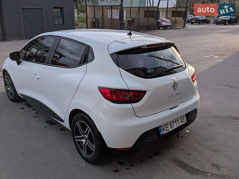 Хэтчбек Renault Clio 2013 в Днепре