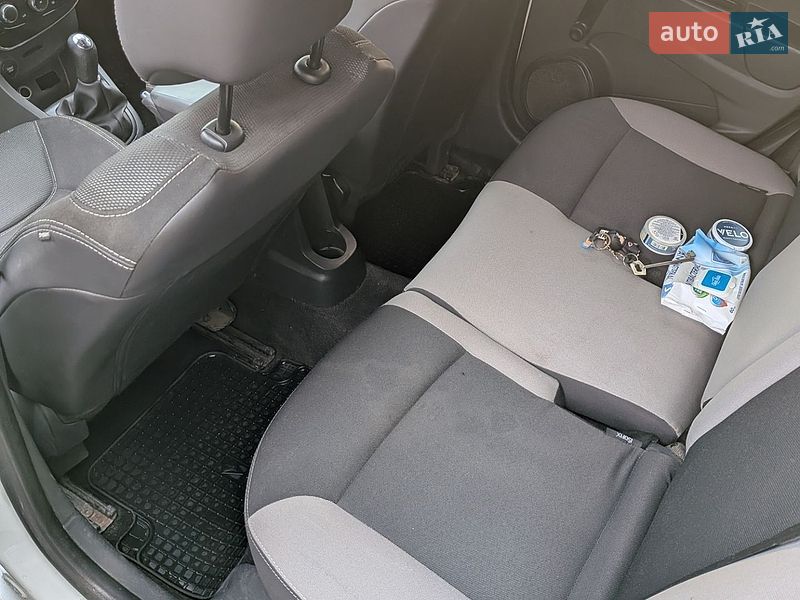 Хэтчбек Renault Clio 2013 в Днепре