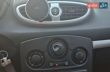 Хэтчбек Renault Clio 2010 в Дубно