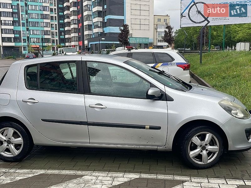 Хетчбек Renault Clio 2008 в Рівному