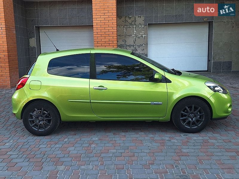 Хэтчбек Renault Clio 2009 в Белой Церкви