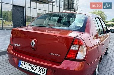 Седан Renault Clio 2007 в Днепре