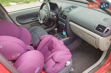 Хэтчбек Renault Clio 2002 в Винниках