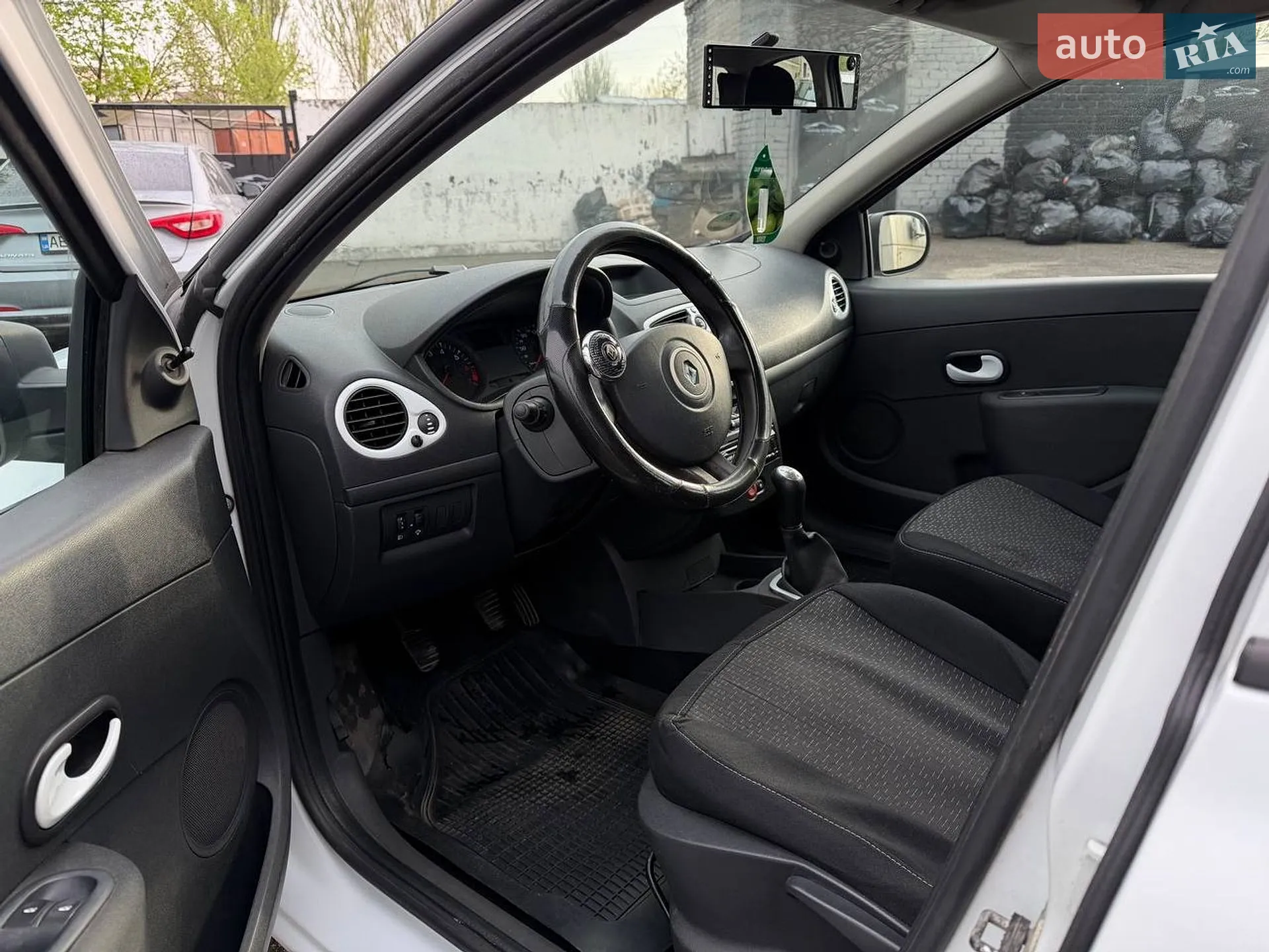 2012 Renault Clio - мініатюра 9