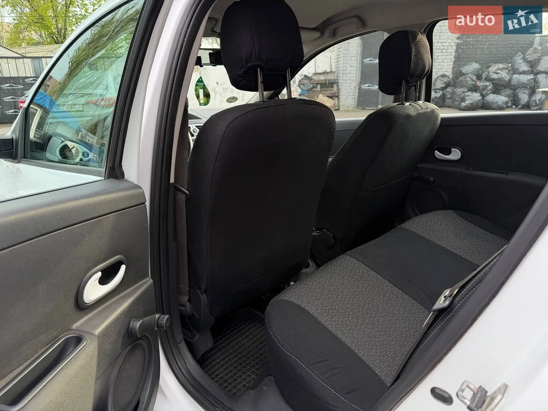 2012 Renault Clio - мініатюра 13