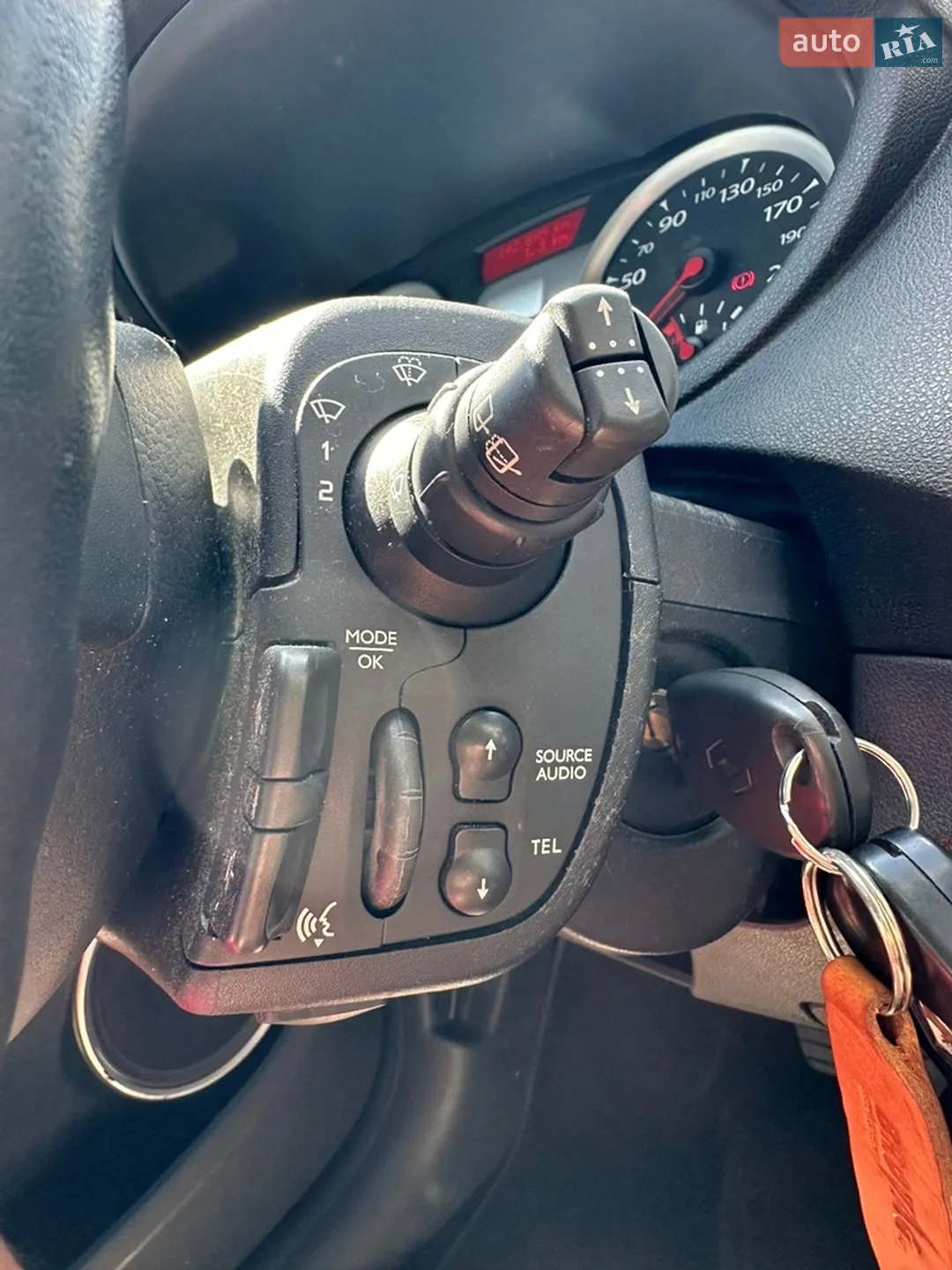 2011 Renault Clio - мініатюра 40
