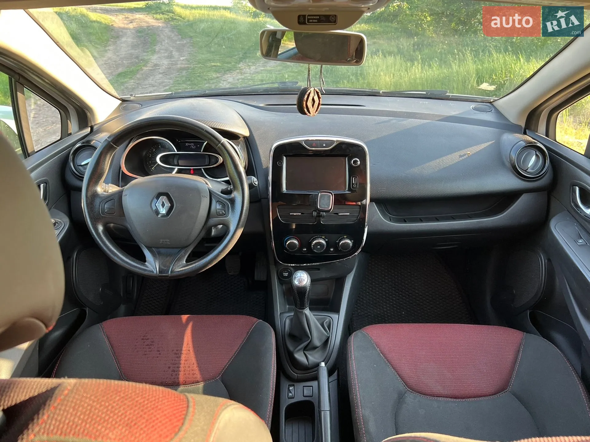 2012 Renault Clio - мініатюра 23