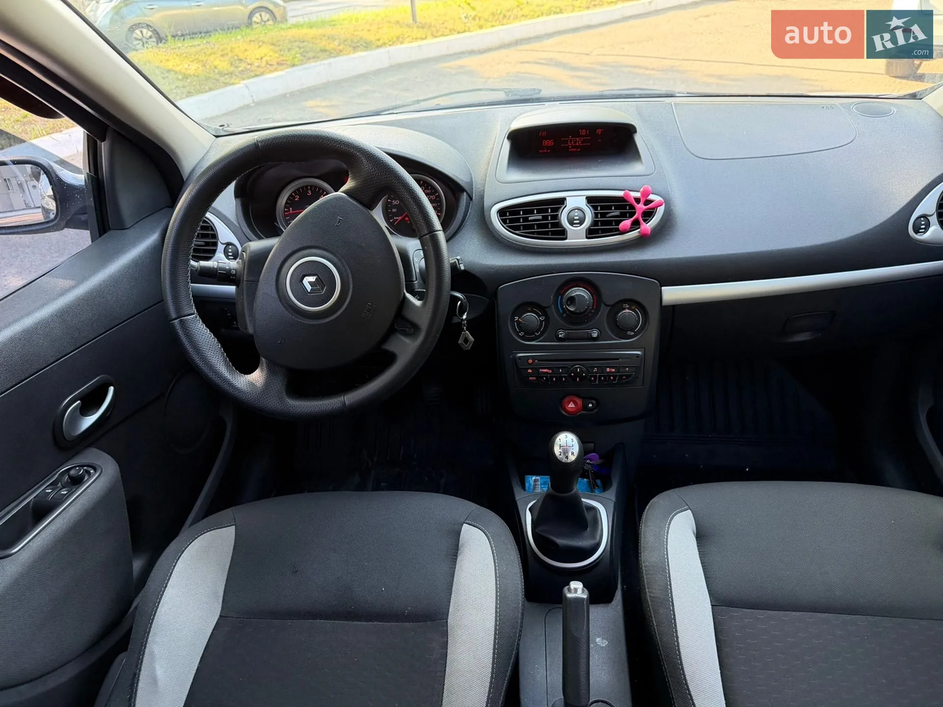 2010 Renault Clio - мініатюра 13