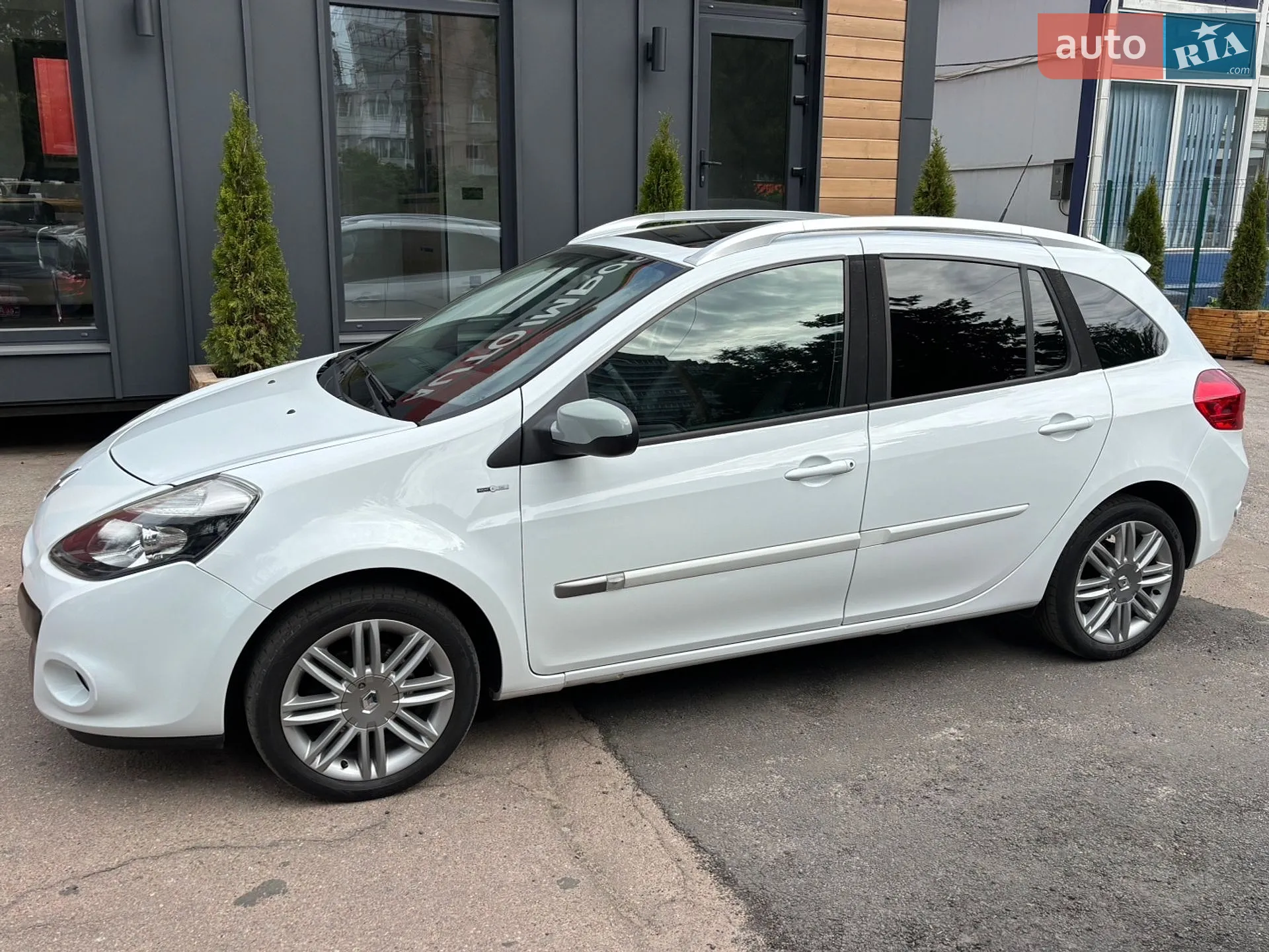 2011 Renault Clio - мініатюра 11