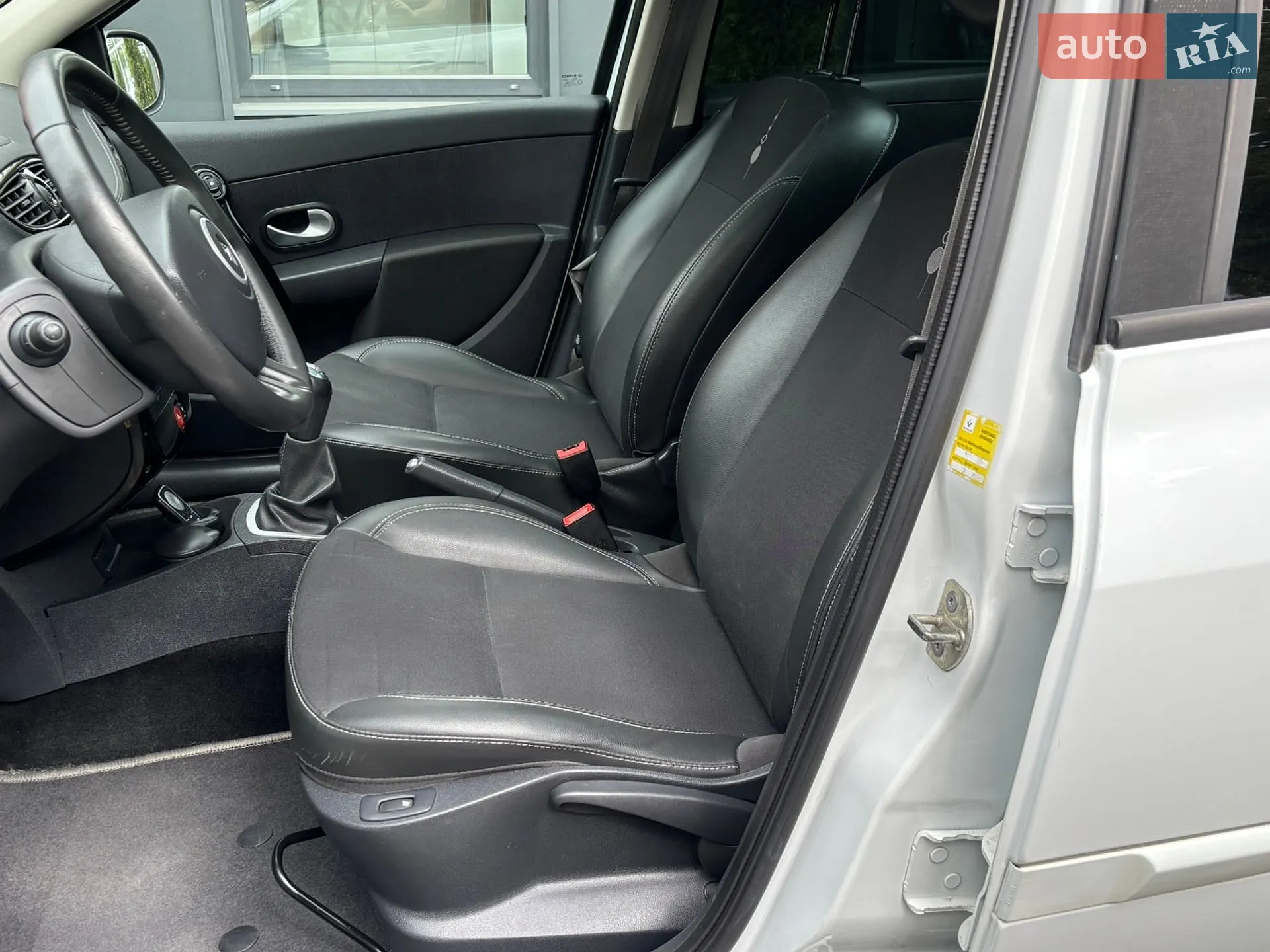 2011 Renault Clio - мініатюра 33