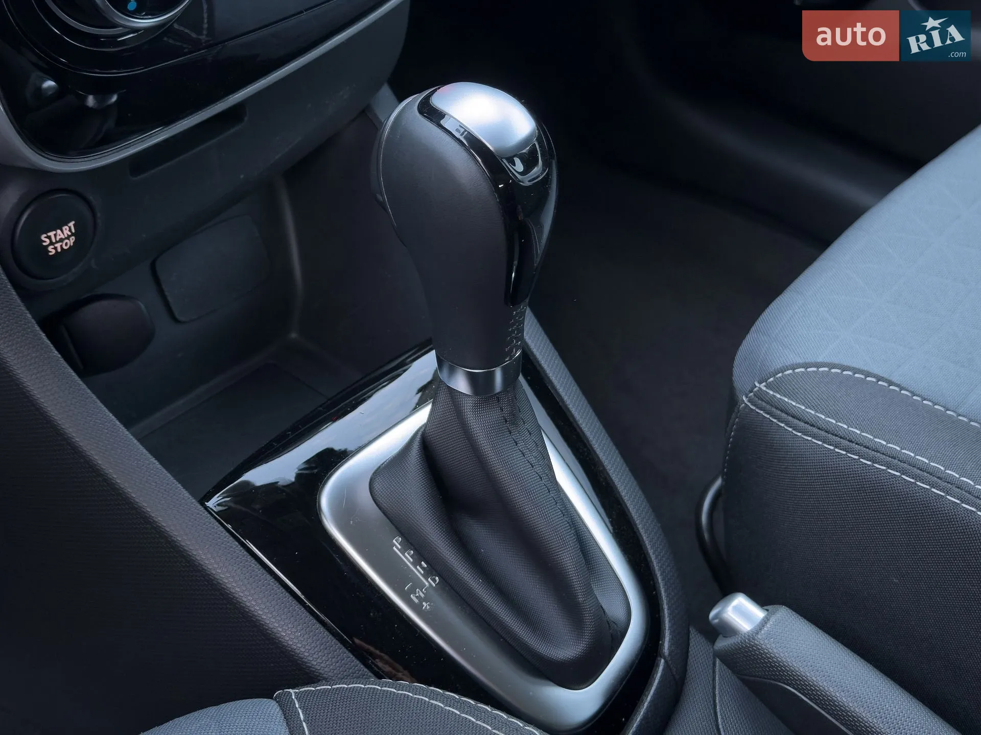 2015 Renault Clio - мініатюра 18
