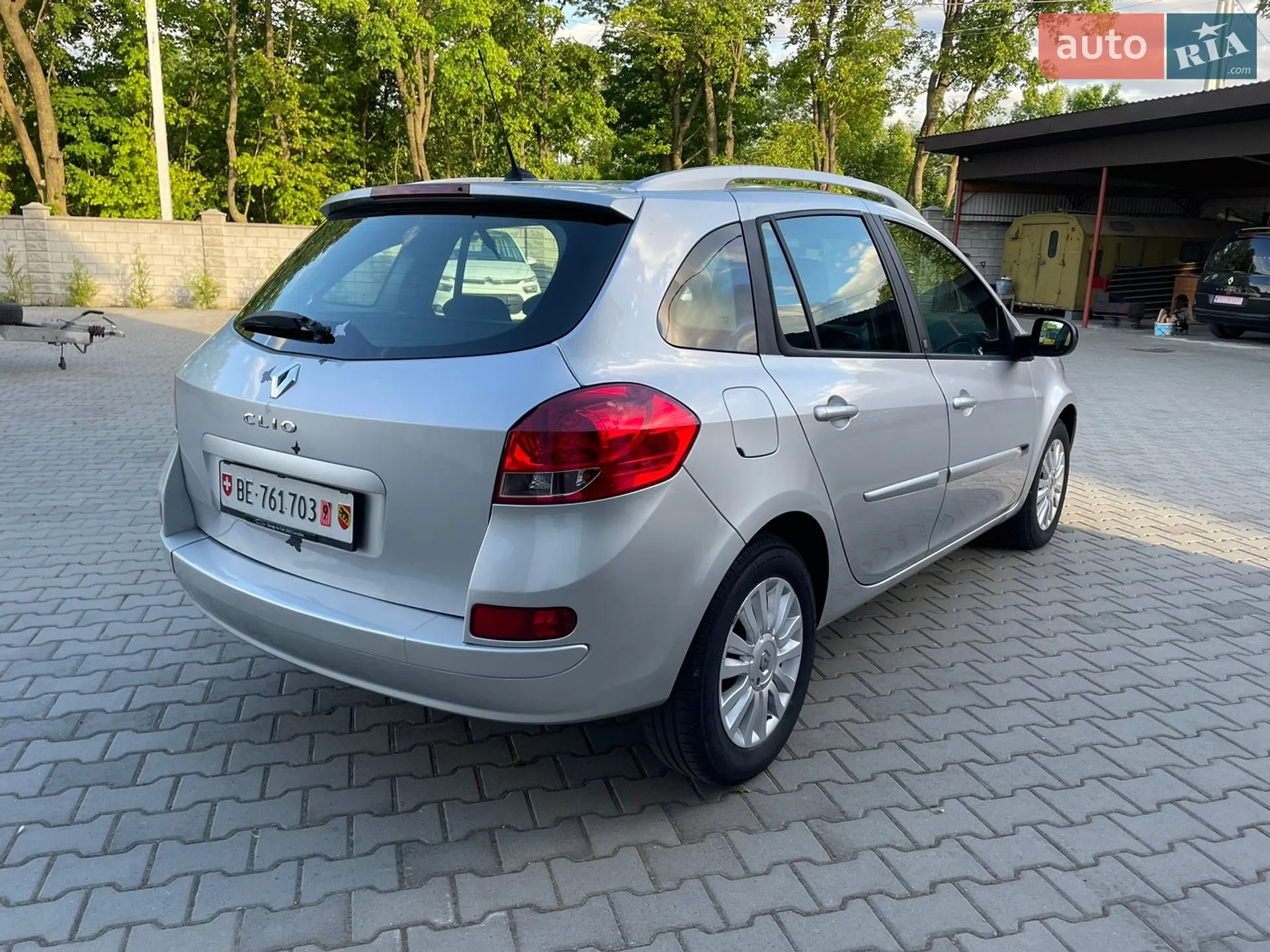 2010 Renault Clio - мініатюра 11