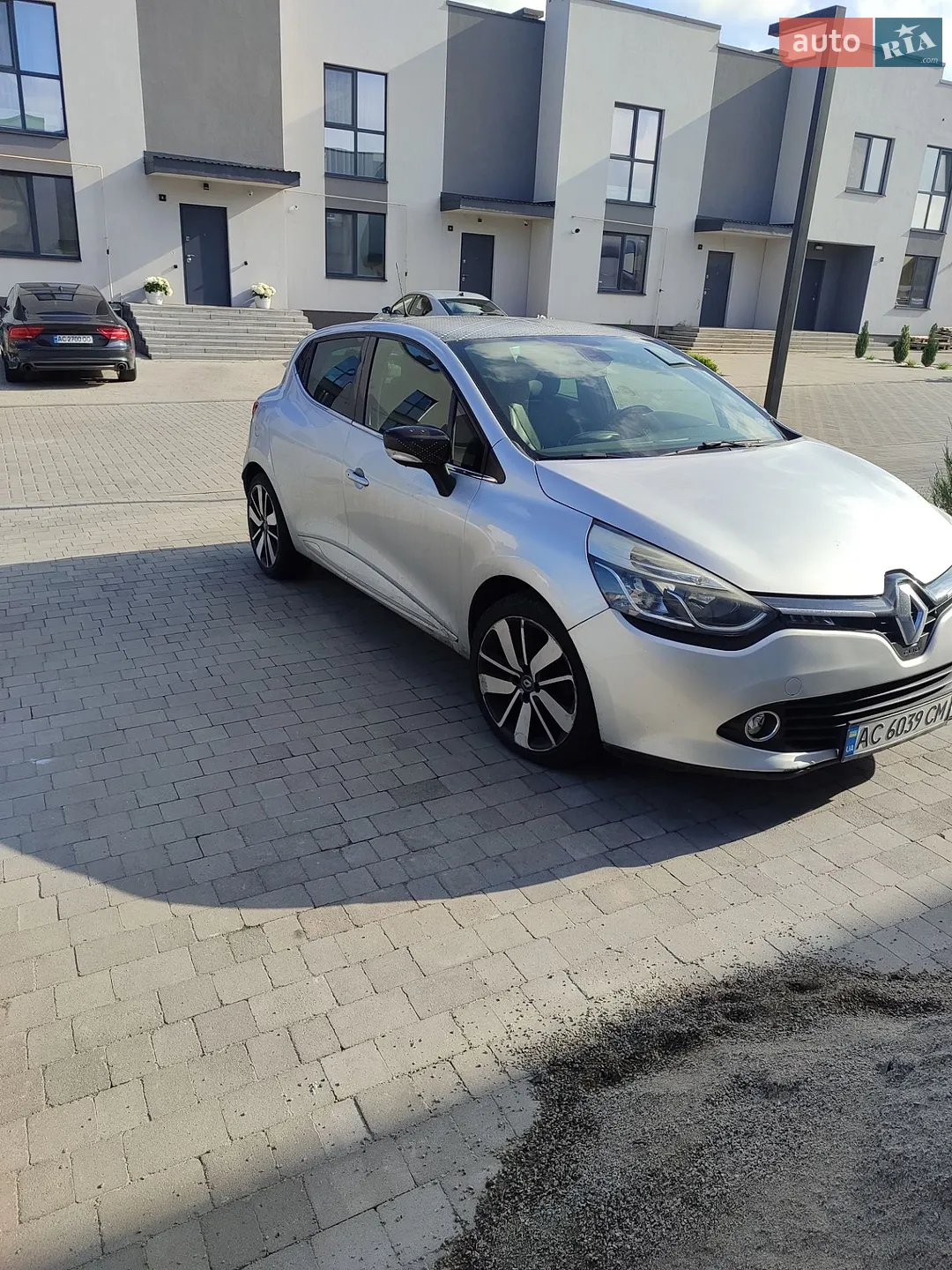 2015 Renault Clio - мініатюра 10