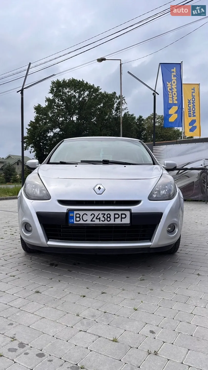 2011 Renault Clio - фото 1