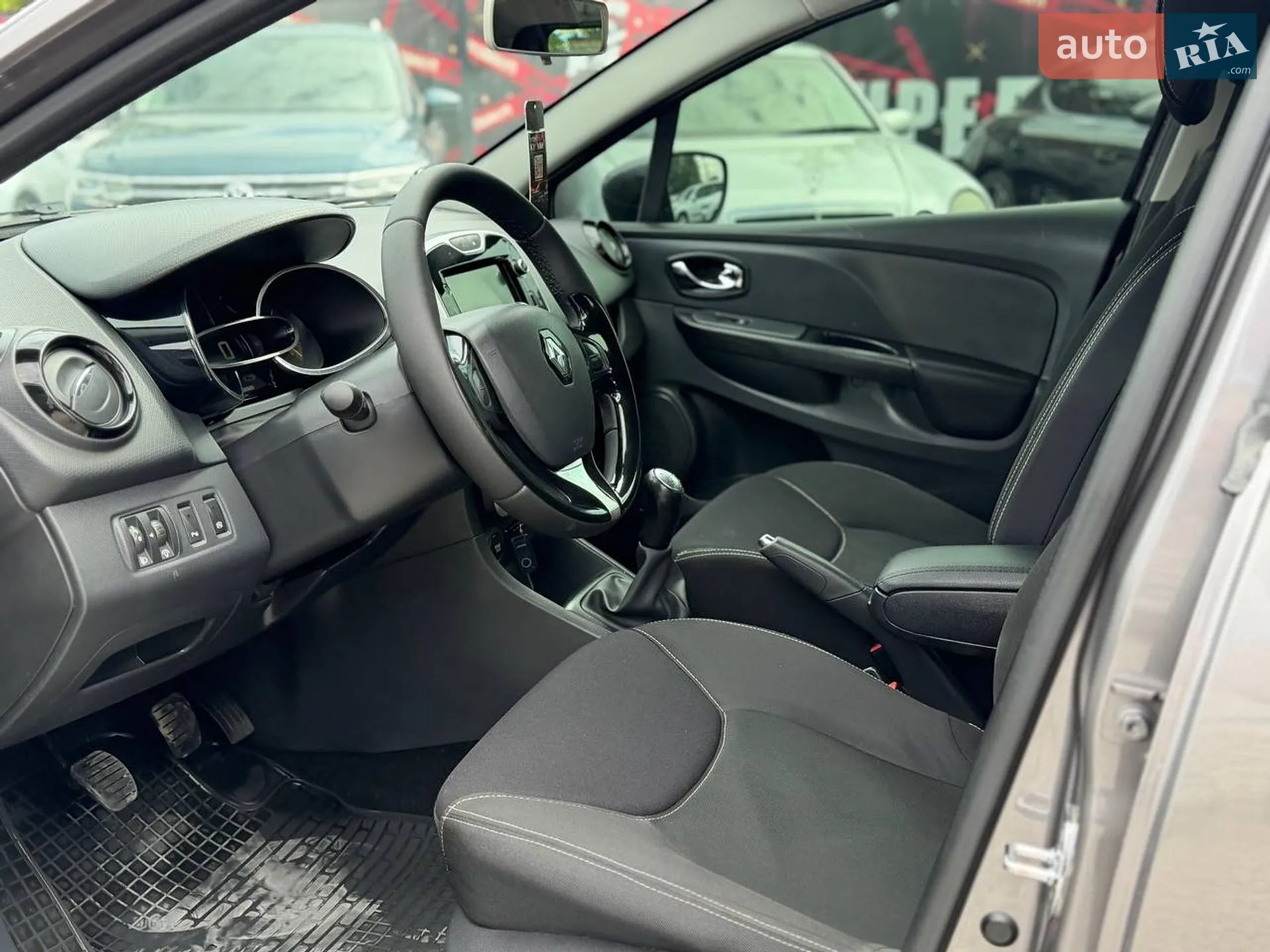 2014 Renault Clio - мініатюра 3
