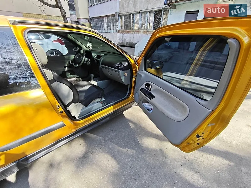 Renault Clio 2003 VIN VF1CB1L0A29023612 фото оголошення 10 з 44