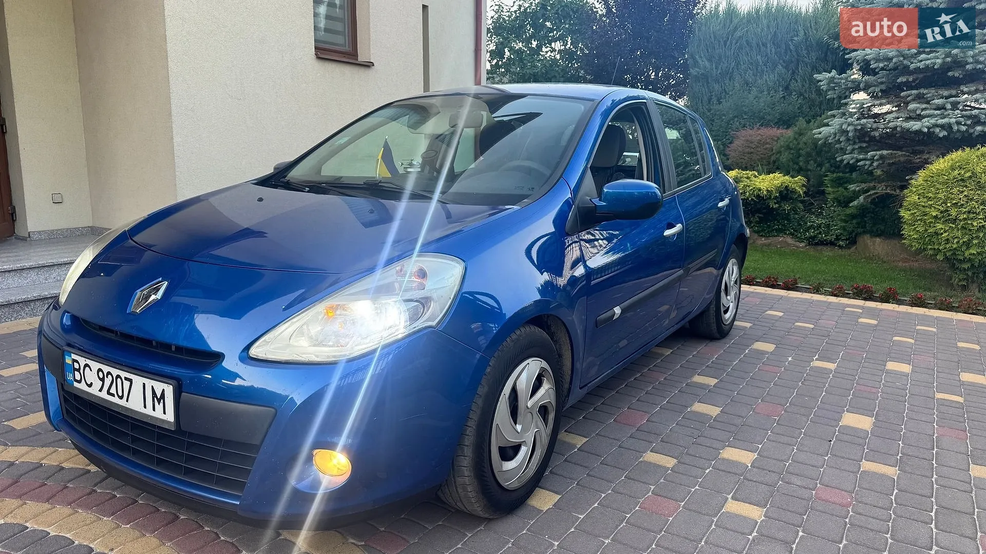 Renault Clio 2010 VIN VF1BR1F0H43929763 фото оголошення 2 з 5