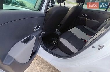 Хэтчбек Renault Clio 2012 в Дубно