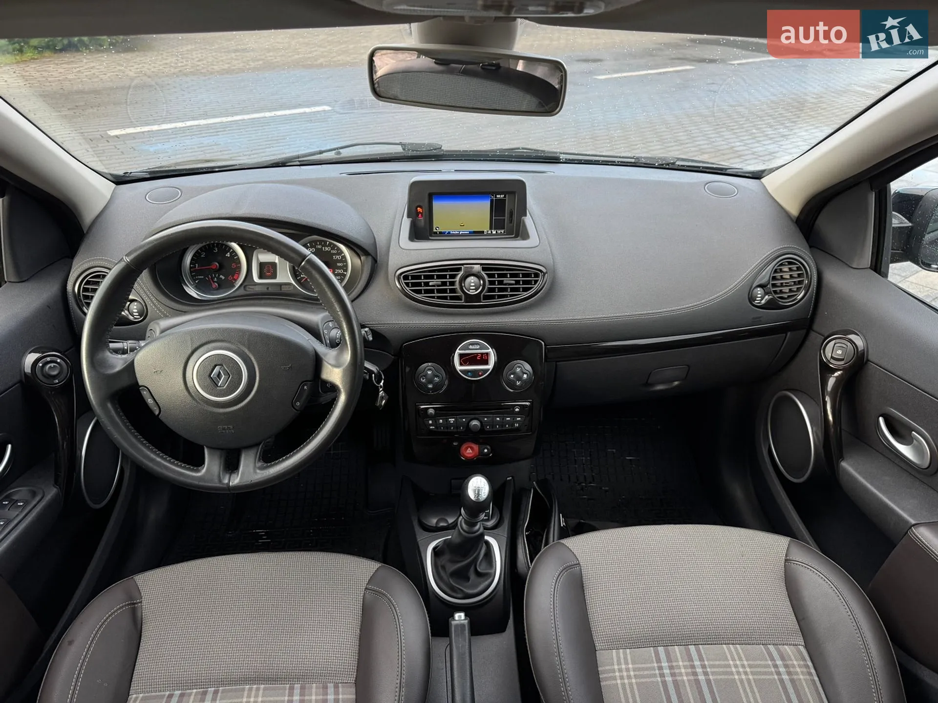 2012 Renault Clio - мініатюра 27