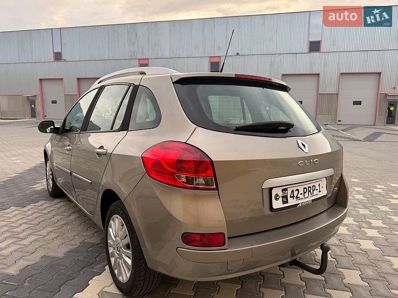 Універсал Renault Clio 2011 в Львові фото 17 Універсал Renault Clio 2011 в Львові