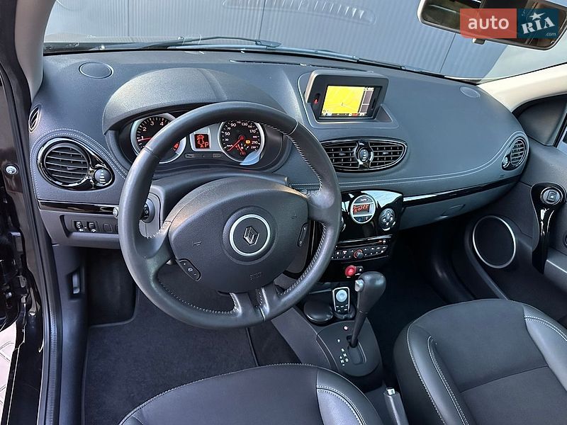 Универсал Renault Clio 2012 в Луцке