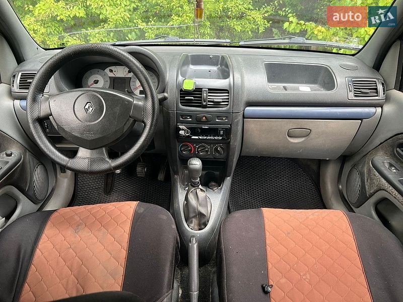 Седан Renault Clio 2007 в Ужгороді фото 6 Седан Renault Clio 2007 в Ужгороді