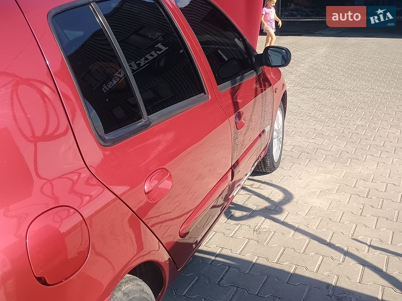 Хетчбек Renault Clio 2002 в Мурованих Курилівцях фото 5 Хетчбек Renault Clio 2002 в Мурованих Курилівцях