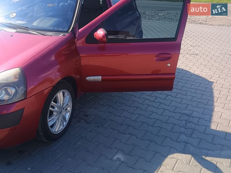 Хетчбек Renault Clio 2002 в Мурованих Курилівцях фото 10 Хетчбек Renault Clio 2002 в Мурованих Курилівцях