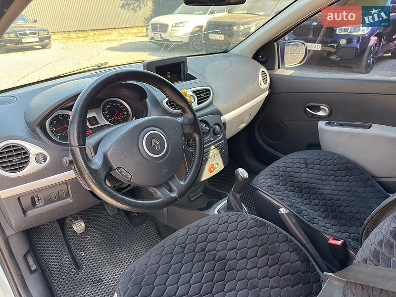 Хэтчбек Renault Clio 2011 в Самаре