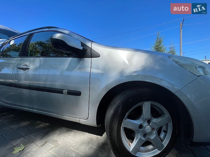 Универсал Renault Clio 2010 в Львове
