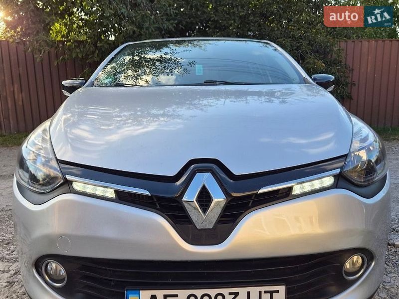 Хэтчбек Renault Clio 2015 в Днепре