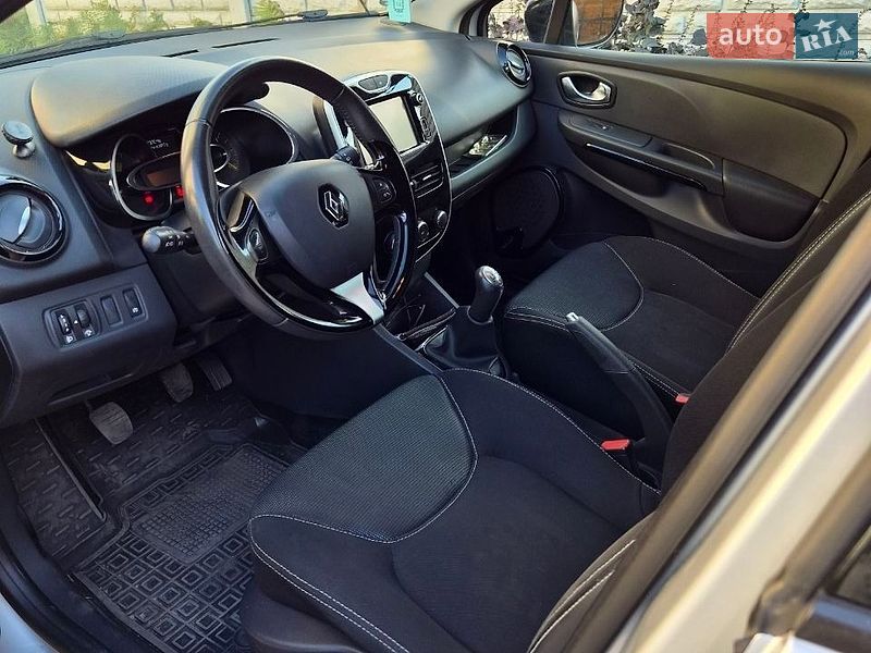 Хэтчбек Renault Clio 2015 в Днепре