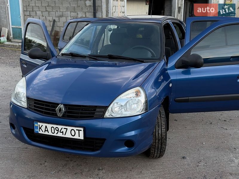 Хэтчбек Renault Clio 2009 в Киеве