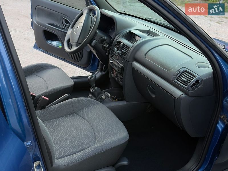 Хэтчбек Renault Clio 2009 в Киеве