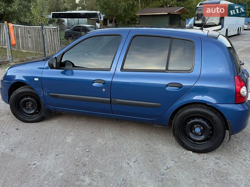Хэтчбек Renault Clio 2009 в Киеве