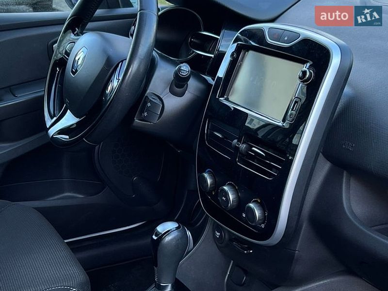 Универсал Renault Clio 2015 в Ивано-Франковске фото 45 Универсал Renault Clio 2015 в Ивано-Франковске