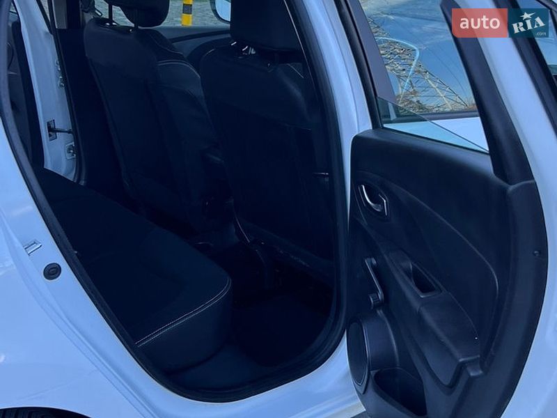 Универсал Renault Clio 2015 в Ивано-Франковске фото 50 Универсал Renault Clio 2015 в Ивано-Франковске