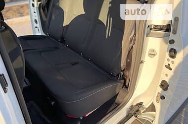 Минивэн Renault Dokker 2018 в 