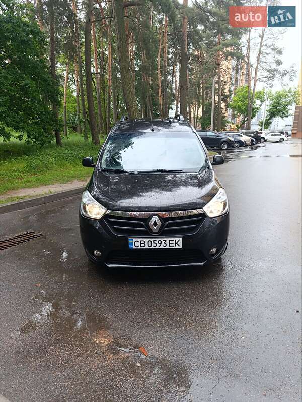Мінівен Renault Dokker 2013 в 