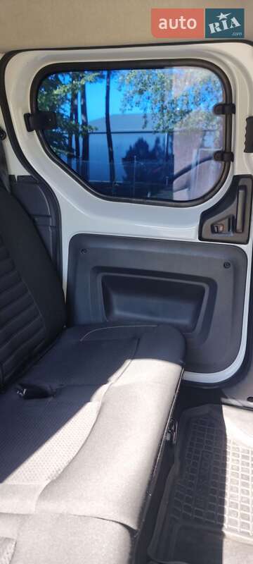 Минивэн Renault Dokker 2017 в Новояворовске