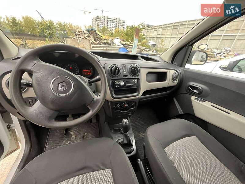 Вантажний фургон Renault Dokker 2015 в Києві