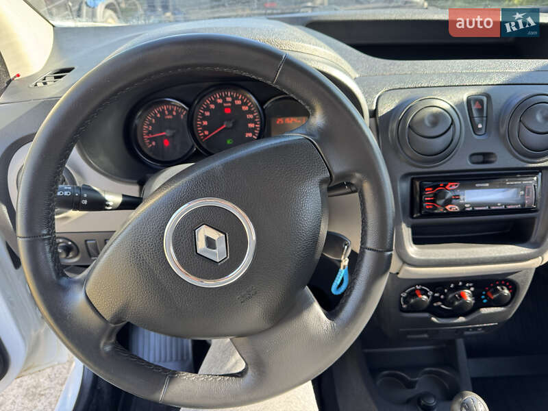 Грузовой фургон Renault Dokker 2014 в Корсуне-Шевченковском
