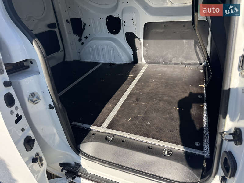 Грузовой фургон Renault Dokker 2014 в Корсуне-Шевченковском