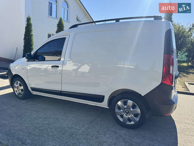 Грузовой фургон Renault Dokker 2014 в Корсуне-Шевченковском