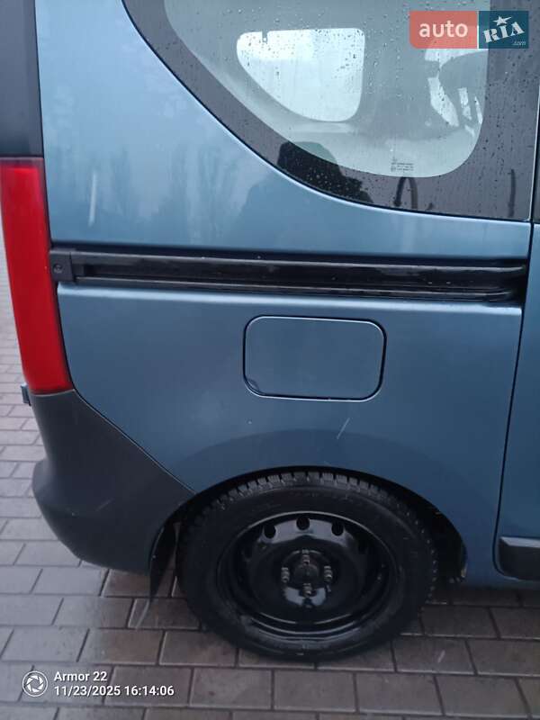 Минивэн Renault Dokker 2013 в Вараше