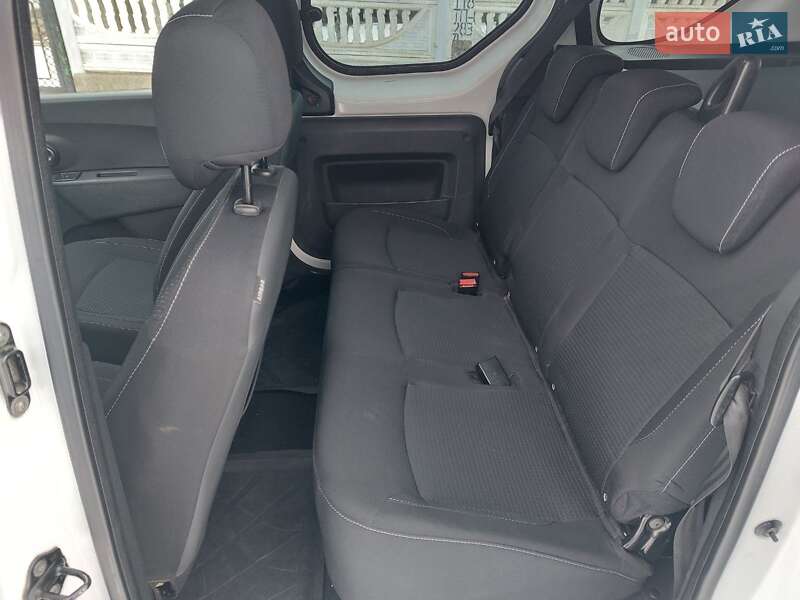 Минивэн Renault Dokker 2018 в Косове фото 19 Минивэн Renault Dokker 2018 в Косове